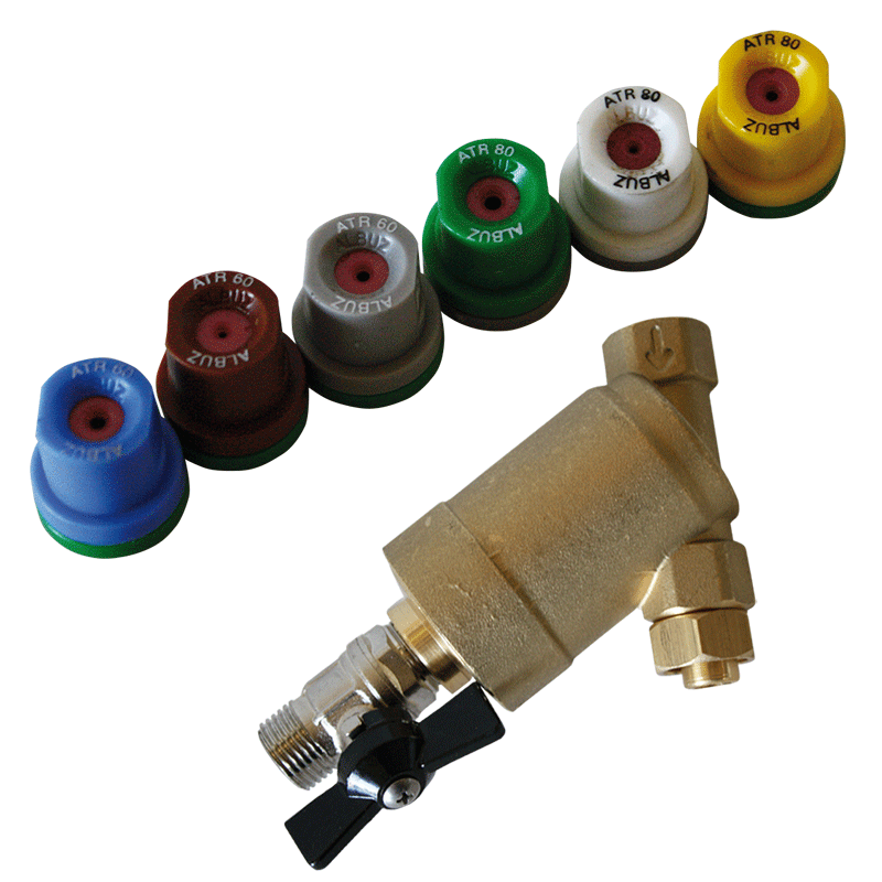 Kit for medium-low volume with Albuz ATR 80øspray tips and pair of self-cleaning filters in brass on the nozzle support booms:Kit of 42 ALBUZ ATR 80ø spray tips (for three sides of the triple nozzle)